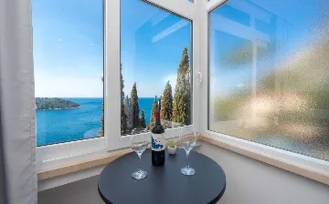 Sea-View Studio Apartment in Dubrovnik