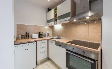 Sea-View Studio Apartment in Dubrovnik