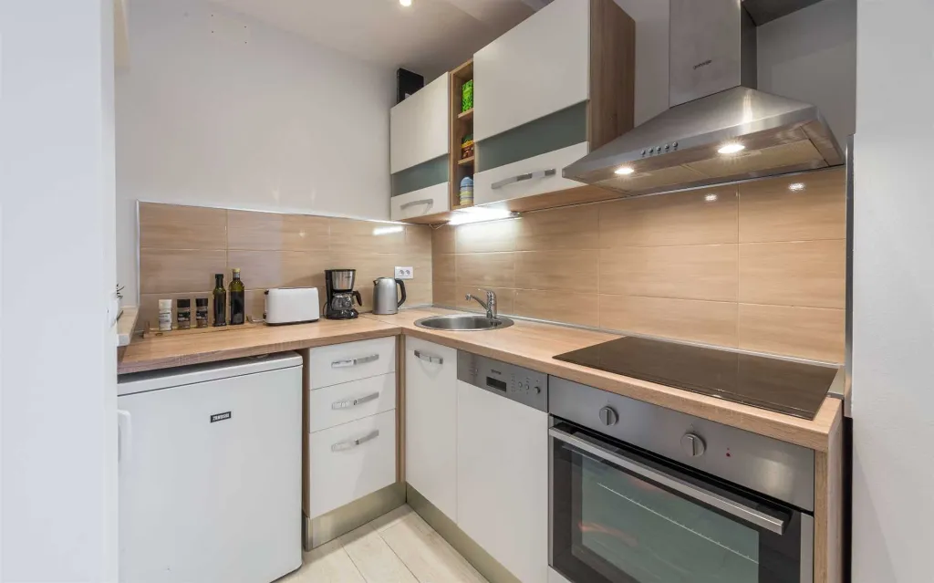 Sea-View Studio Apartment in Dubrovnik