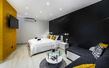 Sea-View Studio Apartment in Dubrovnik