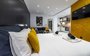 Sea-View Studio Apartment in Dubrovnik