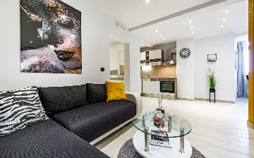 Sea-View Studio Apartment in Dubrovnik