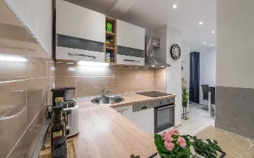 Sea-View Studio Apartment in Dubrovnik