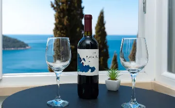 Sea-View Studio Apartment in Dubrovnik