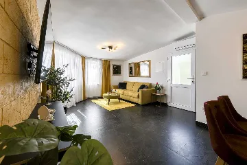 1-Bedroom Apartment with Sea View in Dubrovnik