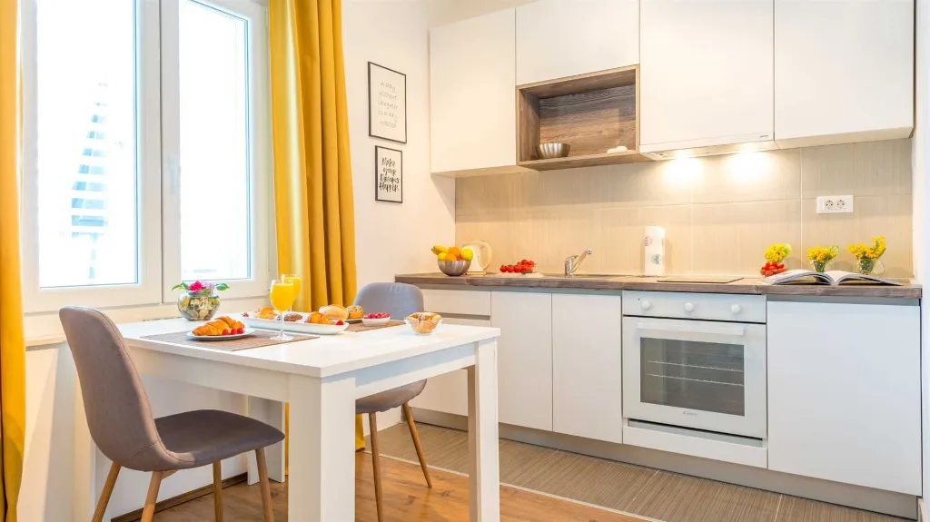 Studio Apartment with Sea View and Terrace in Dubrovnik