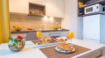 Studio Apartment with Sea View and Terrace in Dubrovnik