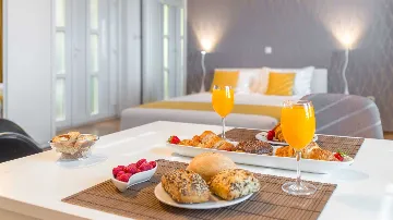 Studio Apartment with Sea View and Terrace in Dubrovnik