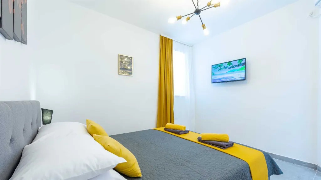 Two-Bedroom Apartment with Sea Views in Dubrovnik