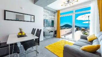 Two-Bedroom Apartment with Sea Views in Dubrovnik