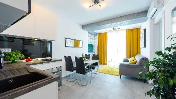 Two-Bedroom Apartment with Sea Views in Dubrovnik