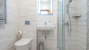 Sea-View Two-Bedroom Apartment in Dubrovnik