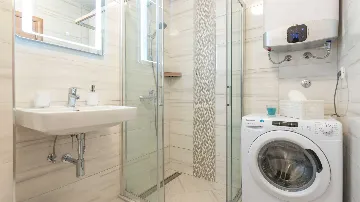 Sea-View Two-Bedroom Apartment in Dubrovnik