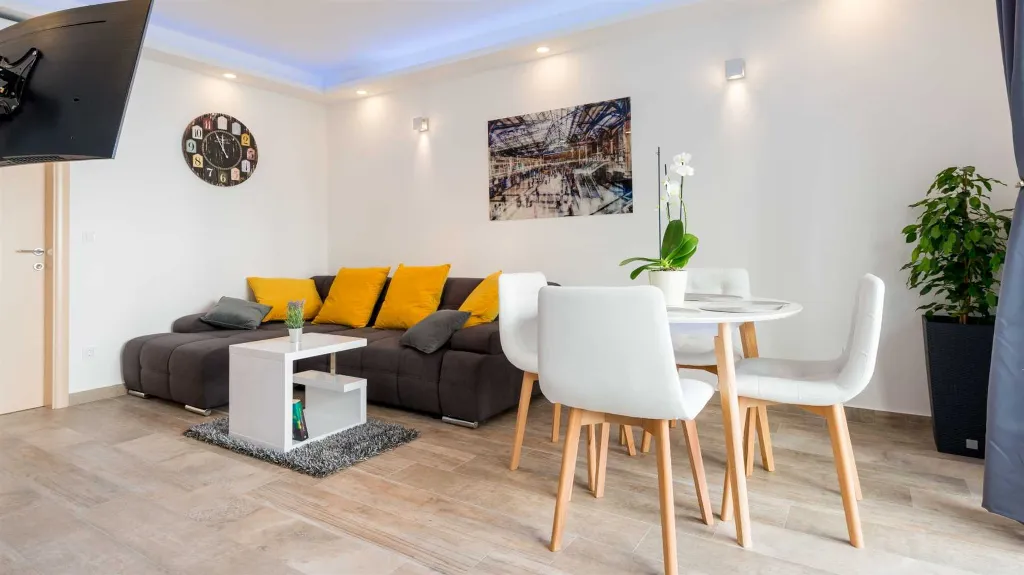 Dubrovnik Lapad 1-Bedroom Apartment for Up to 4