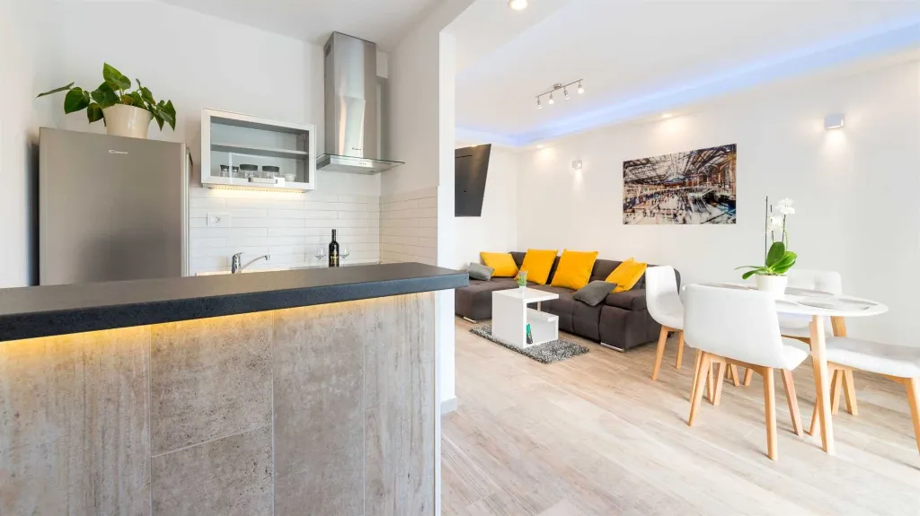 Dubrovnik Lapad 1-Bedroom Apartment for Up to 4