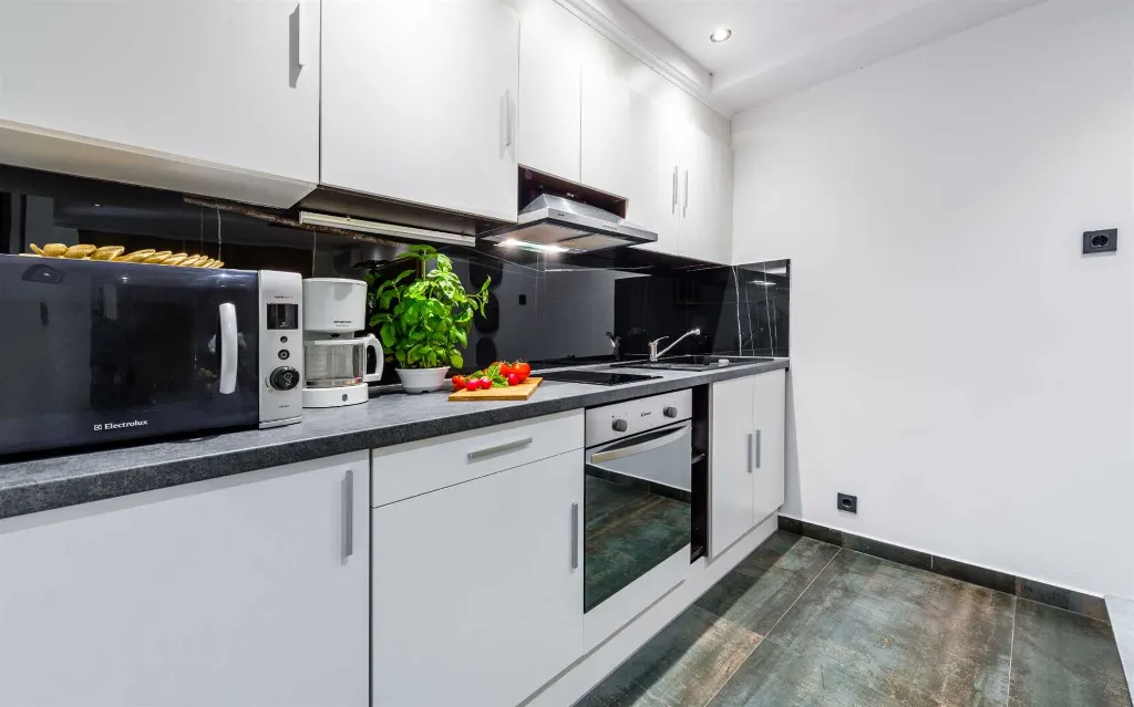 Dubrovnik 1-Bedroom Apartment with Sea View