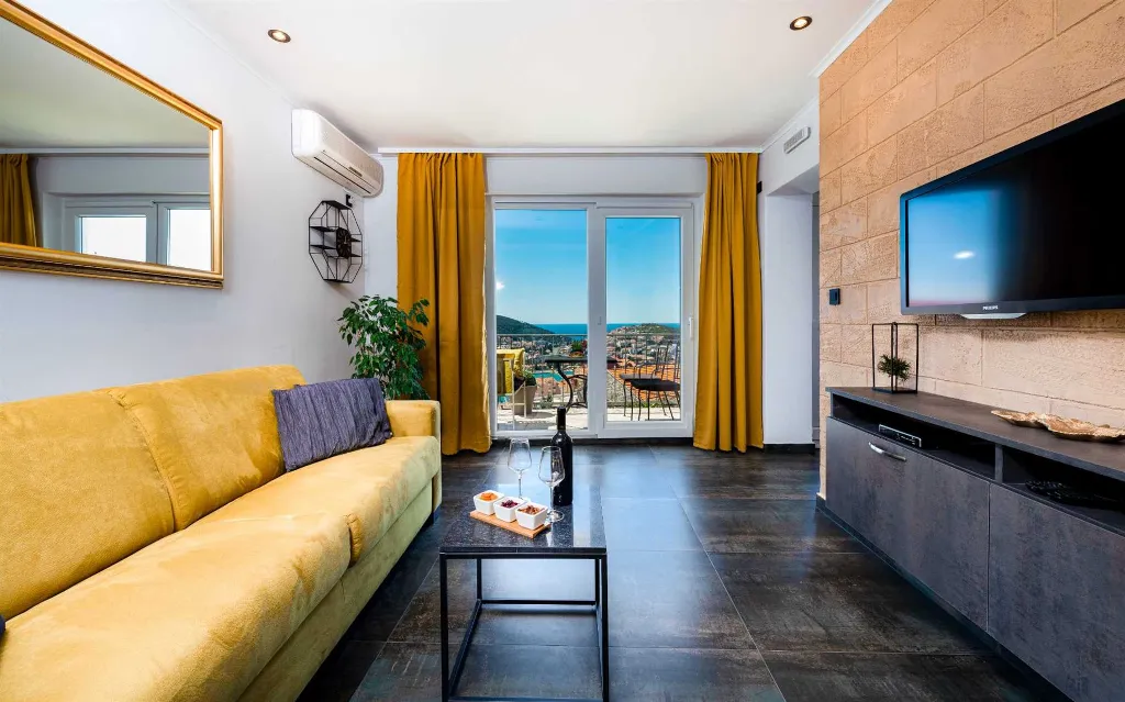 Dubrovnik 1-Bedroom Apartment with Sea View