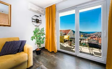 Dubrovnik 1-Bedroom Apartment with Sea View