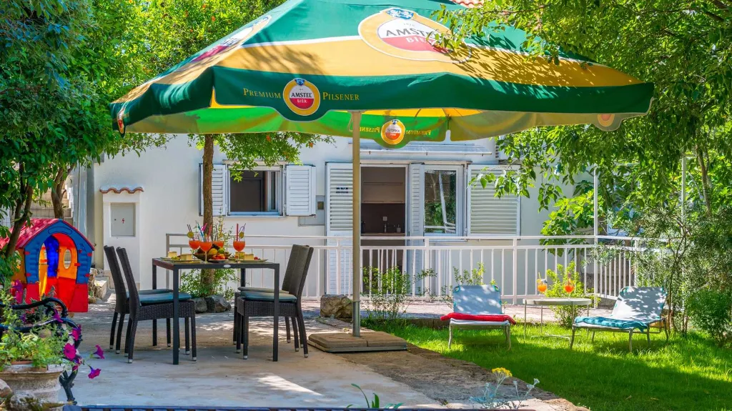 Two-Bedroom Apartment in Dubrovnik with Terrace