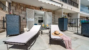 Dubrovnik Lapad Studio Apartment with Terrace