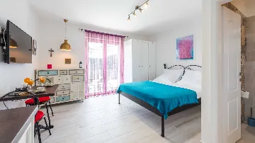 Dubrovnik Lapad Studio Apartment with Terrace