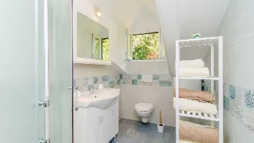 Brsečine 3-Bedroom Villa for Up to 6 Guests