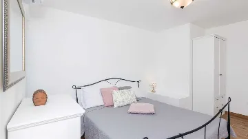 Brsečine 3-Bedroom Villa for Up to 6 Guests