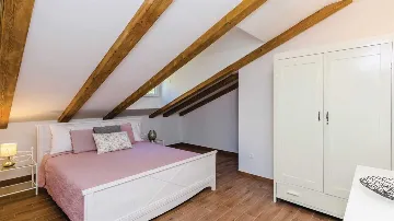 Brsečine 3-Bedroom Villa for Up to 6 Guests