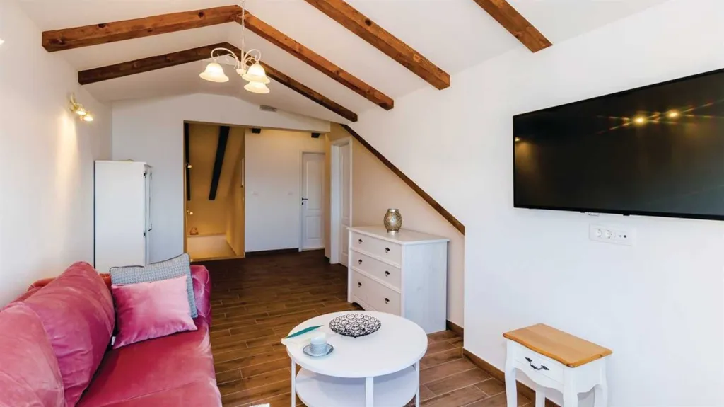 Brsečine 3-Bedroom Villa for Up to 6 Guests