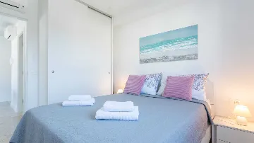 Dubrovnik 2-Bedroom Apartment with Sea View