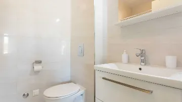 Dubrovnik 2-Bedroom Apartment with Sea View