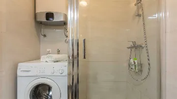 Dubrovnik 2-Bedroom Apartment with Sea View