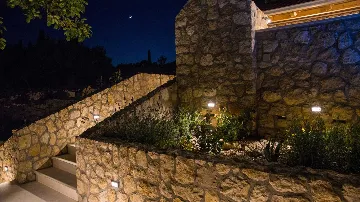 Zaton 3-Bedroom Villa for 6 with Sea View