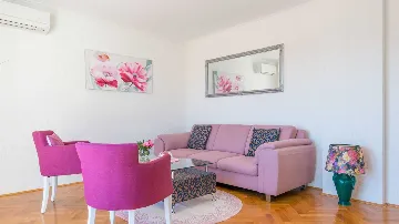 2-Bedroom Apartment with Sea Views in Dubrovnik