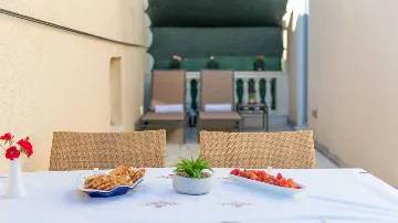 2-Bedroom Apartment with Sea Views in Dubrovnik