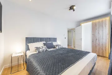 Dubrovnik Two-Bedroom Apartment with Balcony