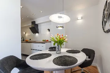 Dubrovnik Two-Bedroom Apartment with Balcony