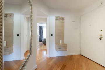 Dubrovnik Two-Bedroom Apartment with Balcony