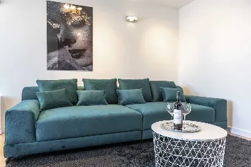 Dubrovnik Two-Bedroom Apartment with Balcony