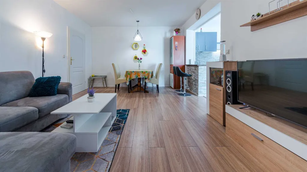 Two-Bedroom Apartment in Dubrovnik (Sleeps 4)