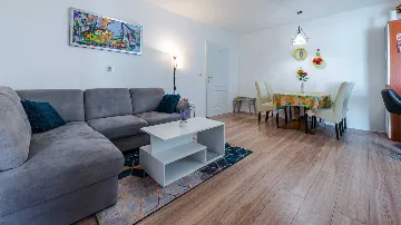 Two-Bedroom Apartment in Dubrovnik (Sleeps 4)