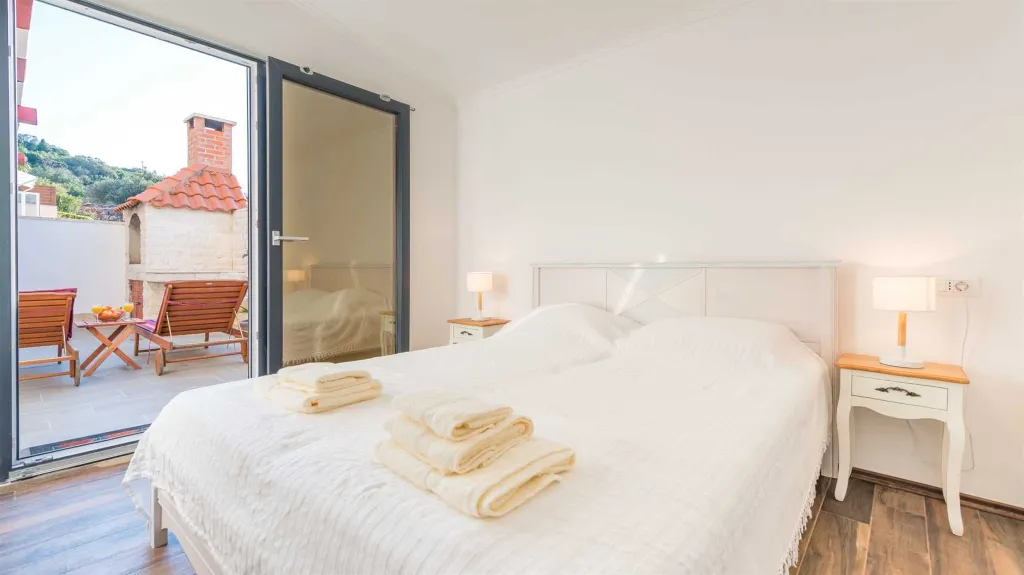 Two-Bedroom Apartment in Dubrovnik (Sleeps 4)