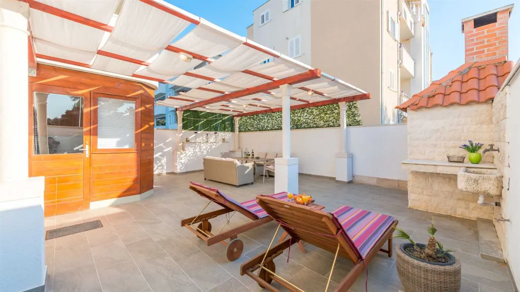 Two-Bedroom Apartment in Dubrovnik (Sleeps 4)