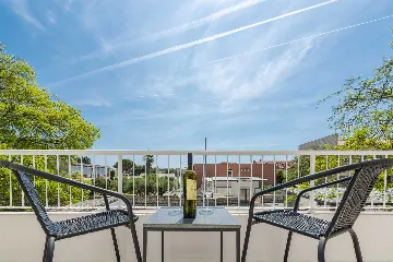 Dubrovnik 2-Bedroom Apartment for 4 Guests