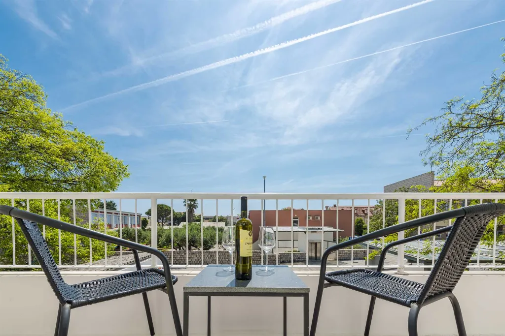 Dubrovnik 2-Bedroom Apartment for 4 Guests