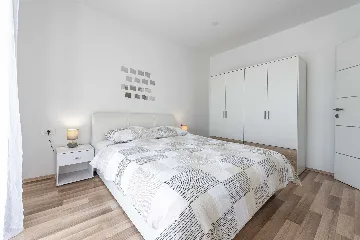 Dubrovnik 2-Bedroom Apartment for 4 Guests