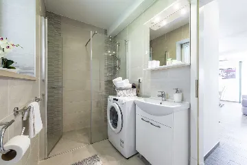 Dubrovnik 2-Bedroom Apartment for 4 Guests