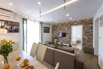 Dubrovnik 2-Bedroom Apartment for 4 Guests