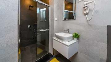 Dubrovnik 1-Bedroom Apartment with Sea View