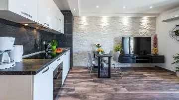 Dubrovnik 1-Bedroom Apartment with Sea View